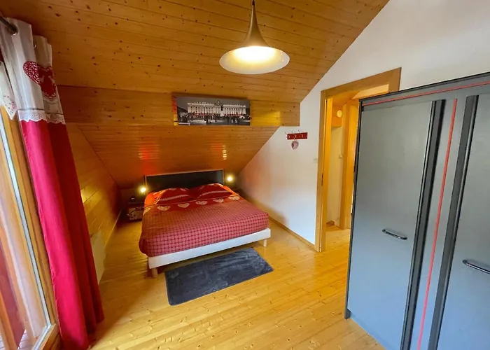 Confort 'le Grand Pre', Terrain Cloture, Garage Chalet *